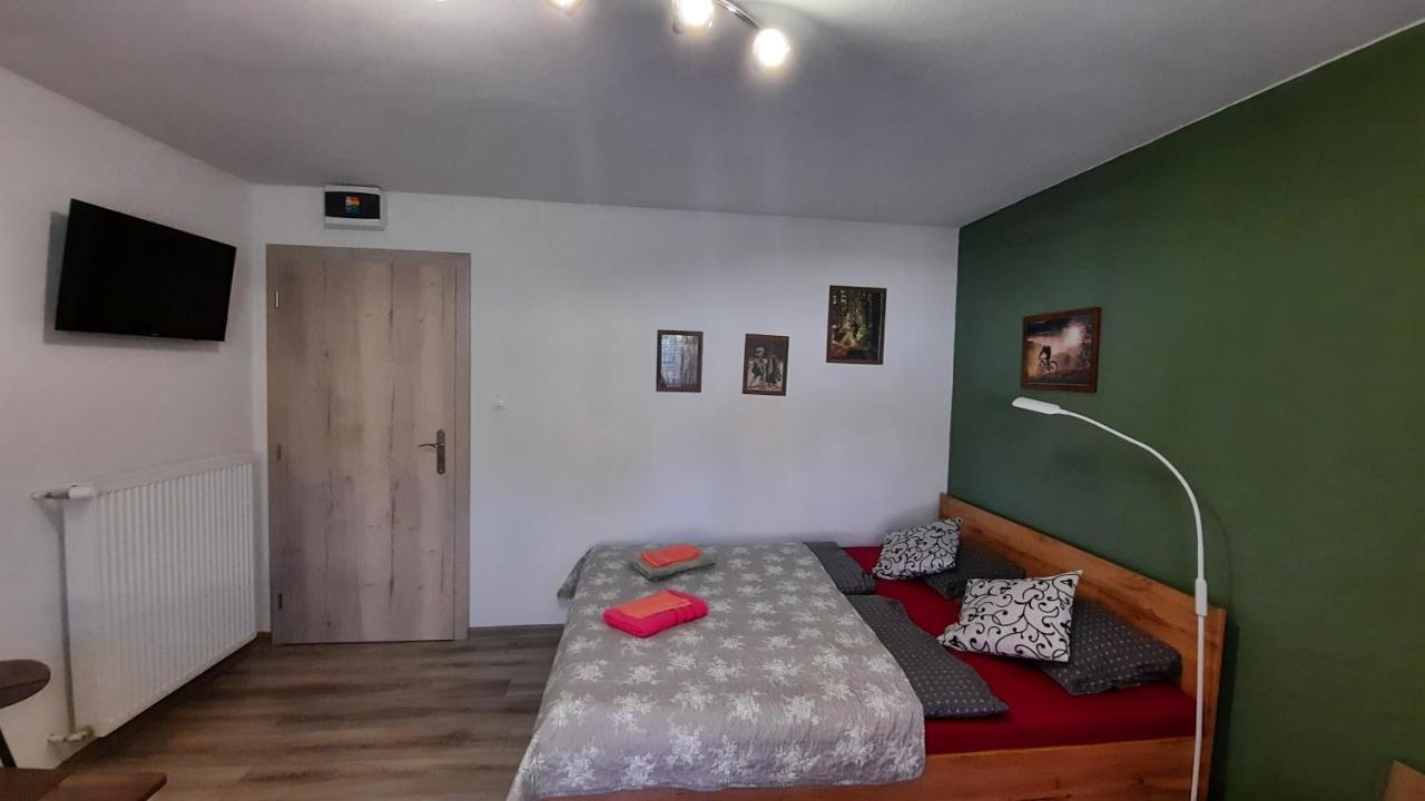 Bike Apartments 1 Hodruša Dış mekan fotoğraf
